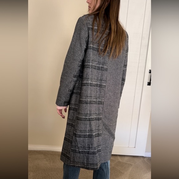 ASOS Black and White Houndstooth and Plaid Coat Size 4 - Picture 6 of 6